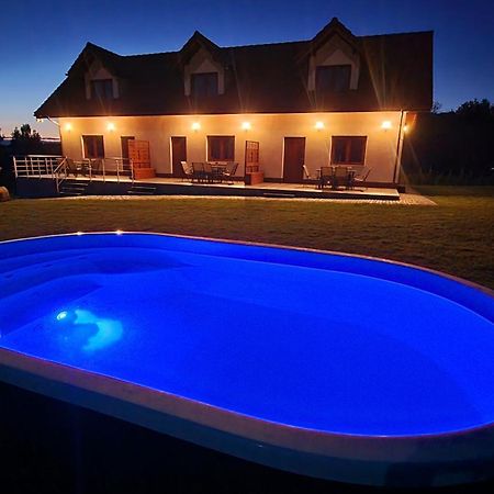 Compass House Villa Wisełka Buitenkant foto